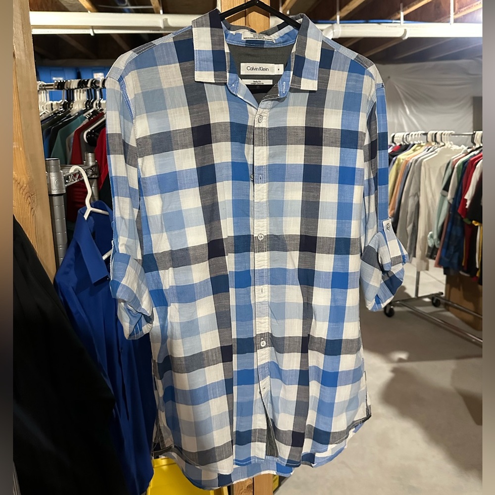 Calvin Klein Body Fit Button Down Long Sleeve